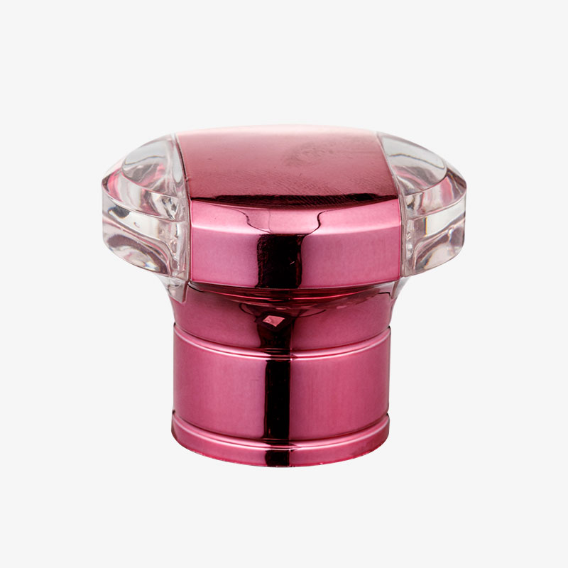 Dřevěná čepice pro 30 ml parfémové láhve